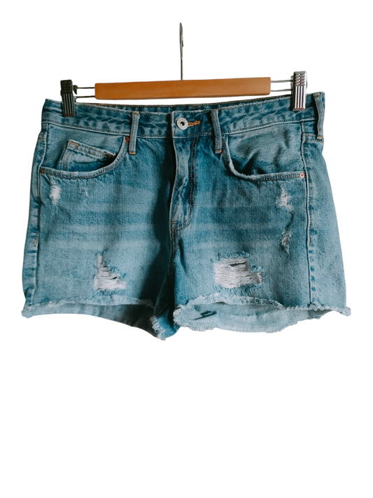 Shorts strappati